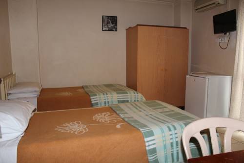 Delphi Hotel Nicosia Room photo