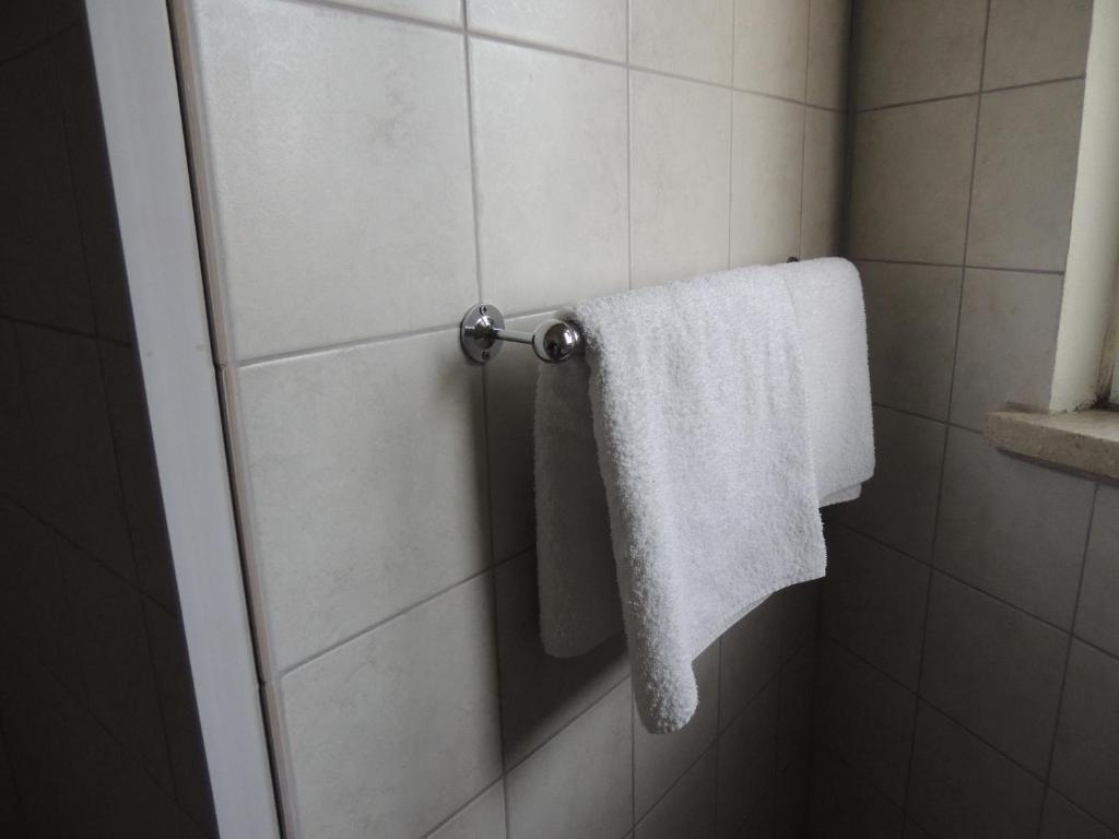 Delphi Hotel Nicosia Room photo